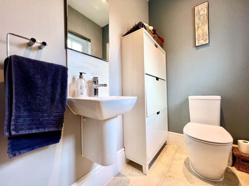 Images for Kingsplay Close, Calne