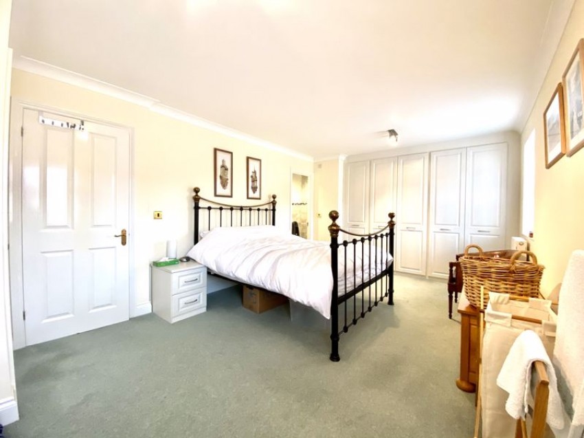 Images for Edreds Court, Calne