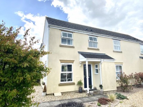 View Full Details for Springfield Drive, Calne