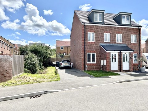 View Full Details for Hillier Crescent, Calne