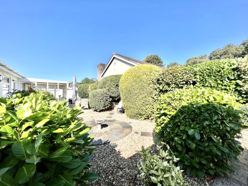 Images for Long Barrow Road, Calne