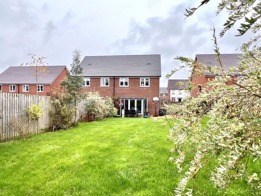 Images for Larkspur Drive, Calne