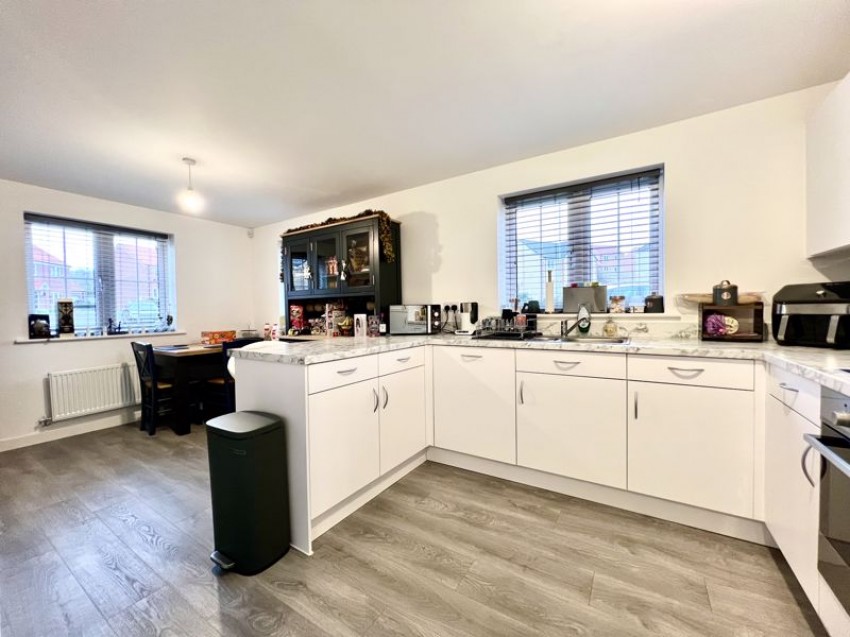 Images for Gregor Drive, Calne