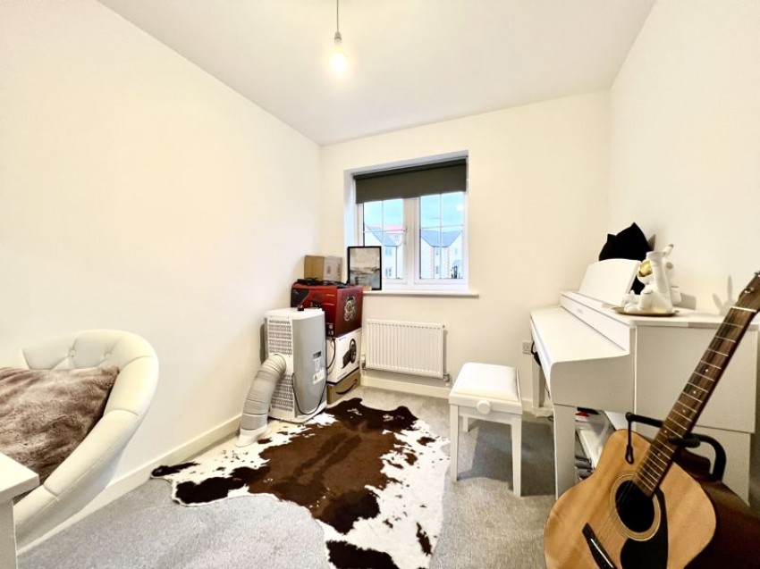 Images for Gregor Drive, Calne
