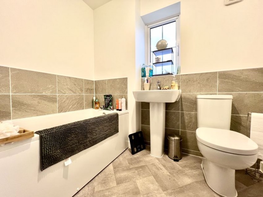 Images for Gregor Drive, Calne