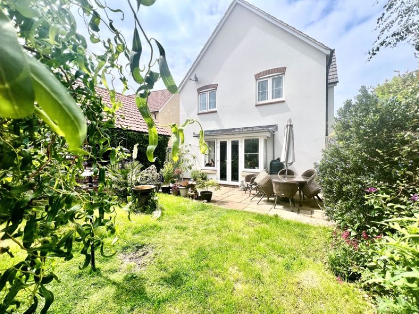 Images for Studley Gardens, Studley