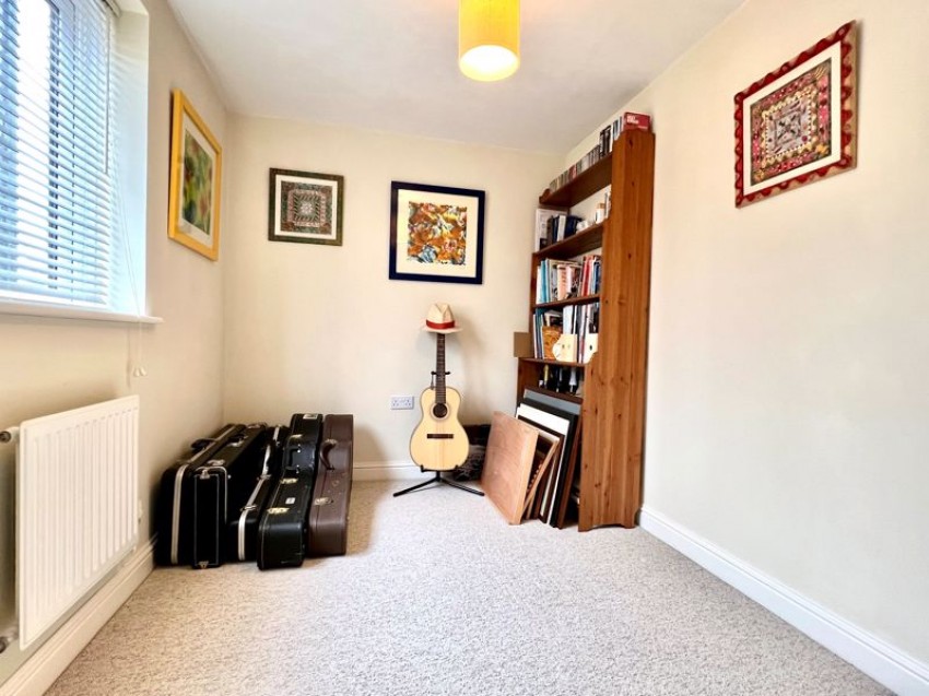 Images for Isis Close, Calne