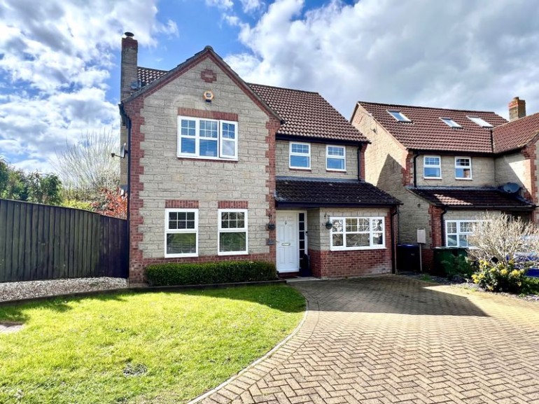 Canal Close, Calne
