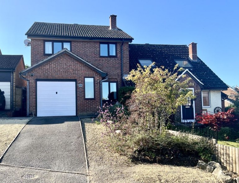 Cotswold Close, Calne