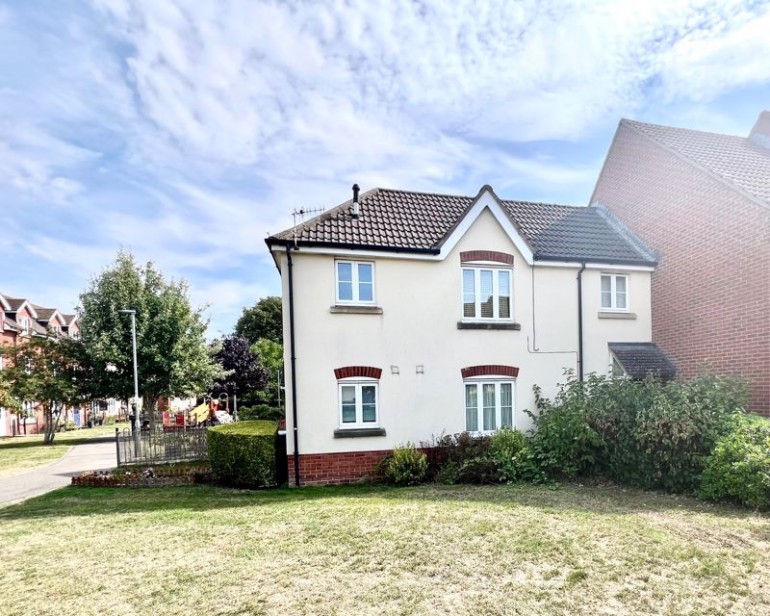 Charlotte Court, Calne