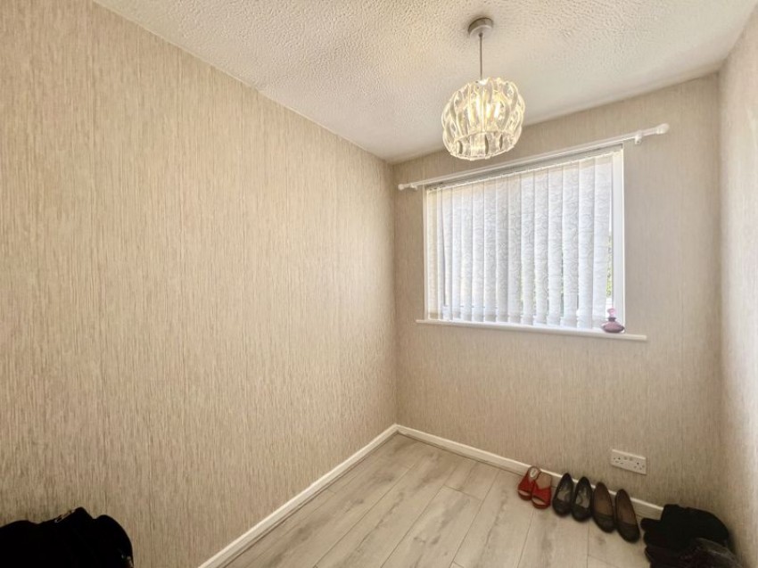 Images for Wyvern Avenue, Calne