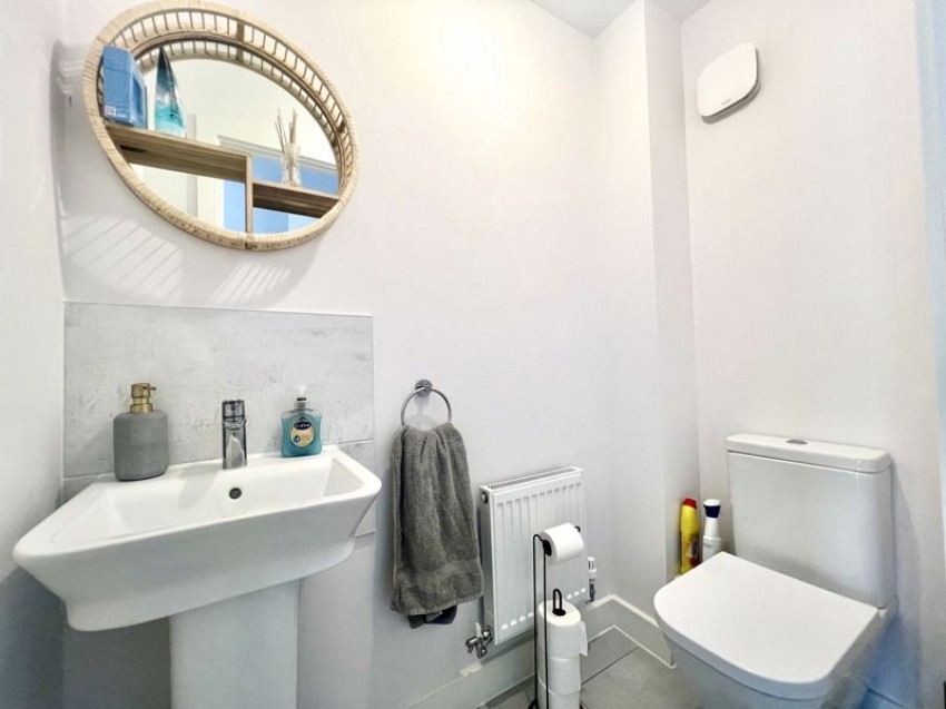 Images for Finch Lane, Calne