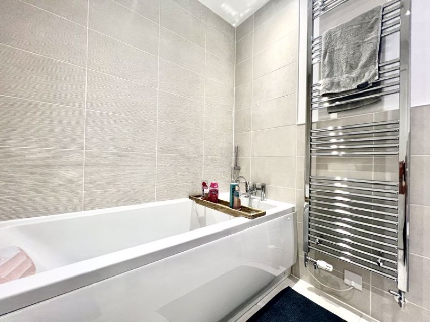 Images for Finch Lane, Calne