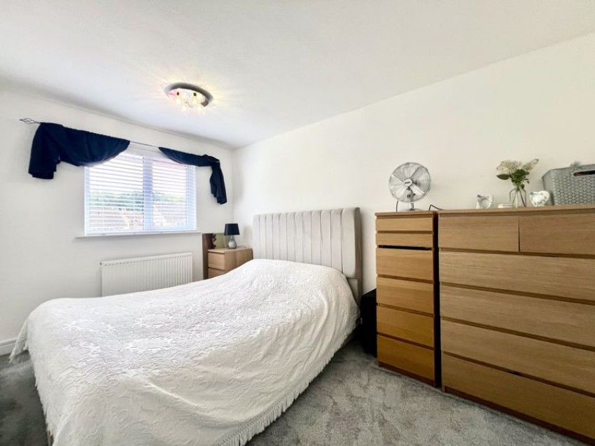 Images for Kerry Close, Derry Hill