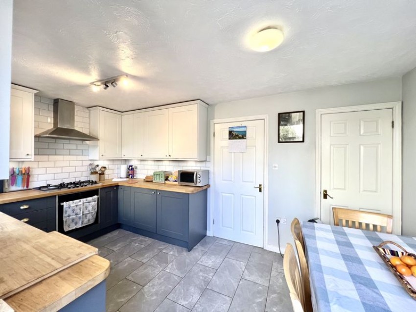 Images for Honeysuckle Close, Calne