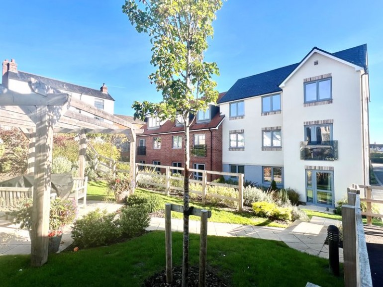 Orchard Lodge, Calne