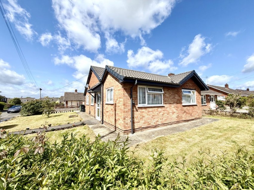 Images for Warren Crescent, Calne