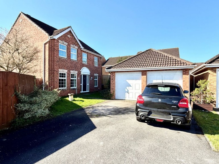 Fynamore Gardens, Calne