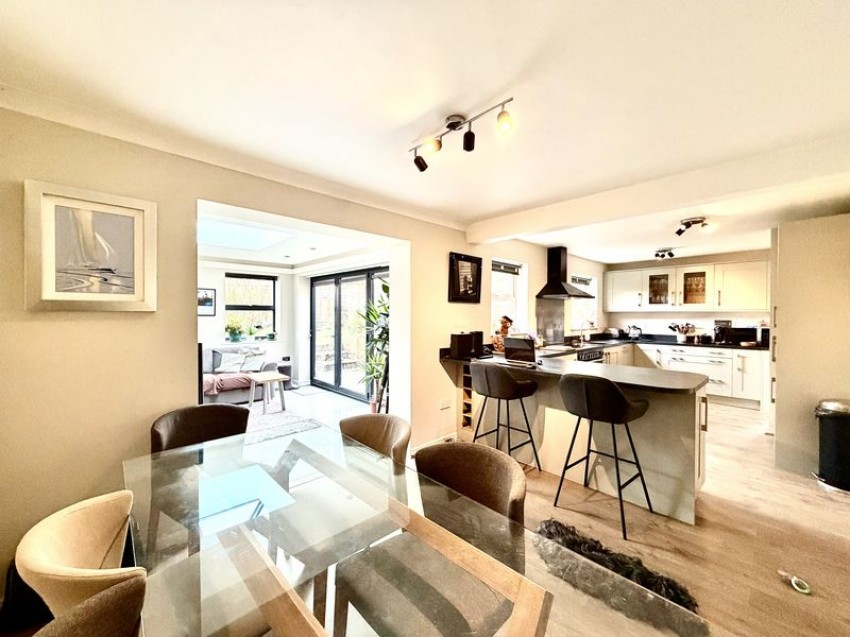 Images for Fynamore Gardens, Calne