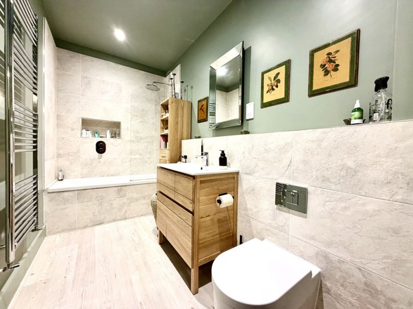 Images for The Woodlands, Calne