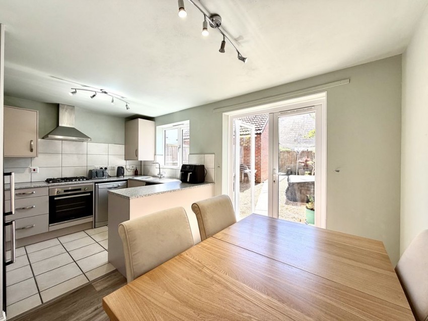 Images for Isis Close, Calne