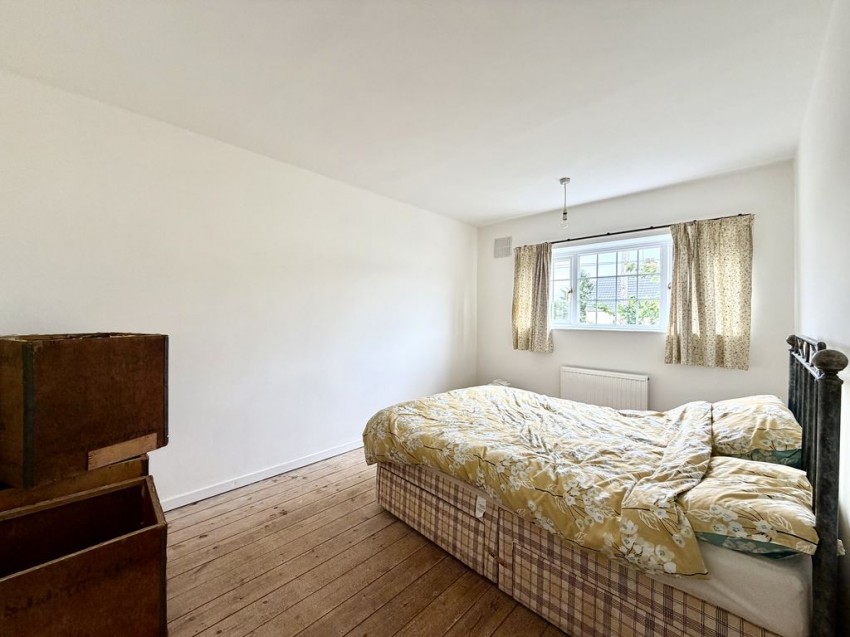 Images for Bryans Close Road, Calne