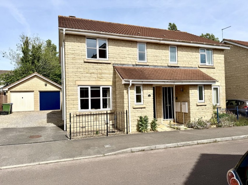 Images for Meadowsweet Drive, Calne
