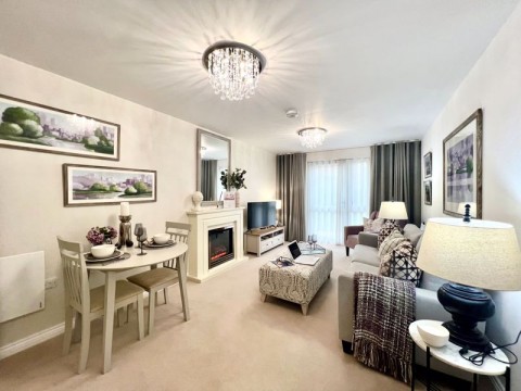 View Full Details for Orchard Lodge, Calne