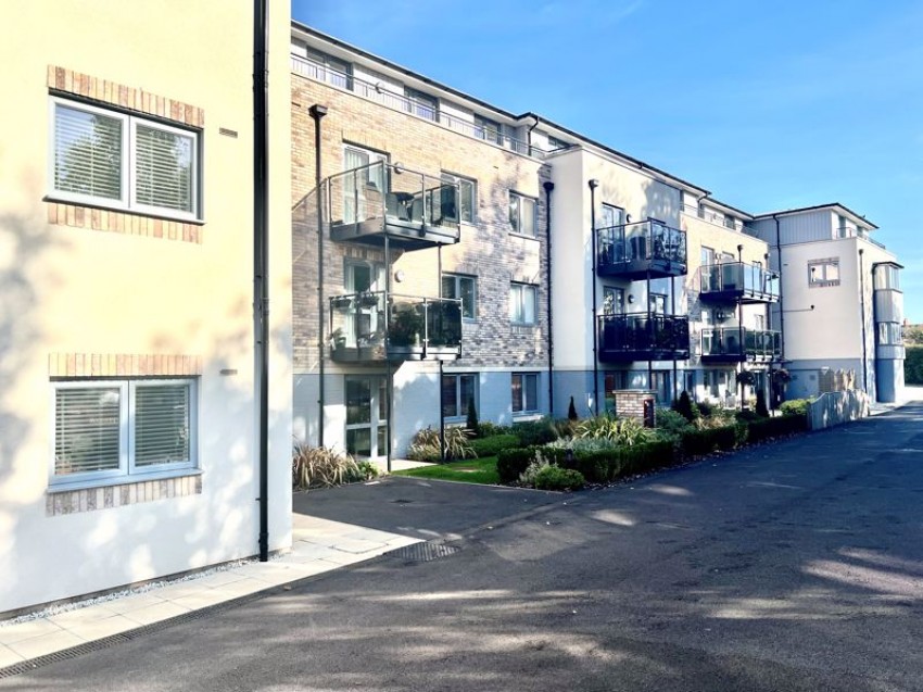 Images for Orchard Lodge, Calne