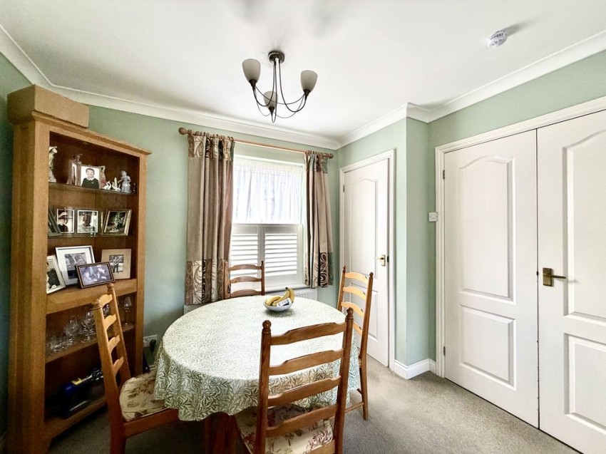 Images for Springfield Drive, Calne