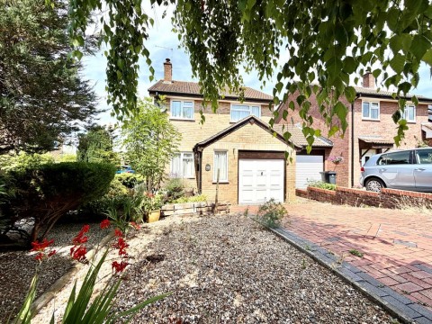 View Full Details for Westerham Walk, Calne