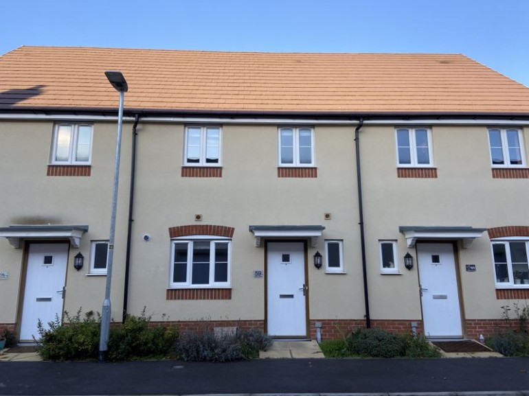 Station Road, Calne